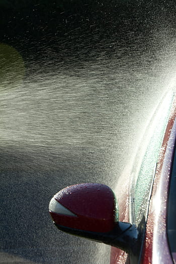 ¿Cómo limpiar el parabrisas de tu carro?