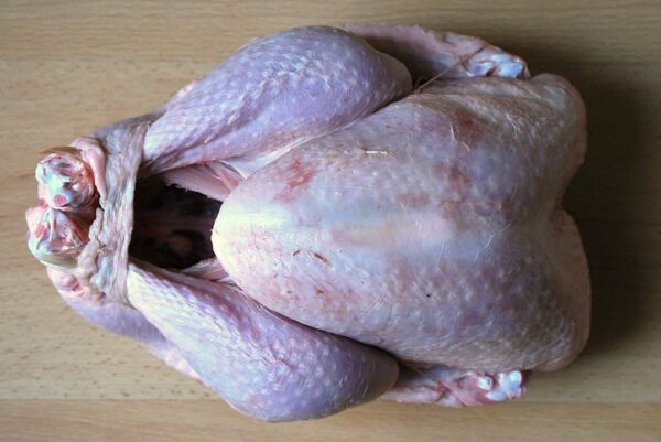 Consejos para limpiar un pollo recién sacrificado de forma correcta
